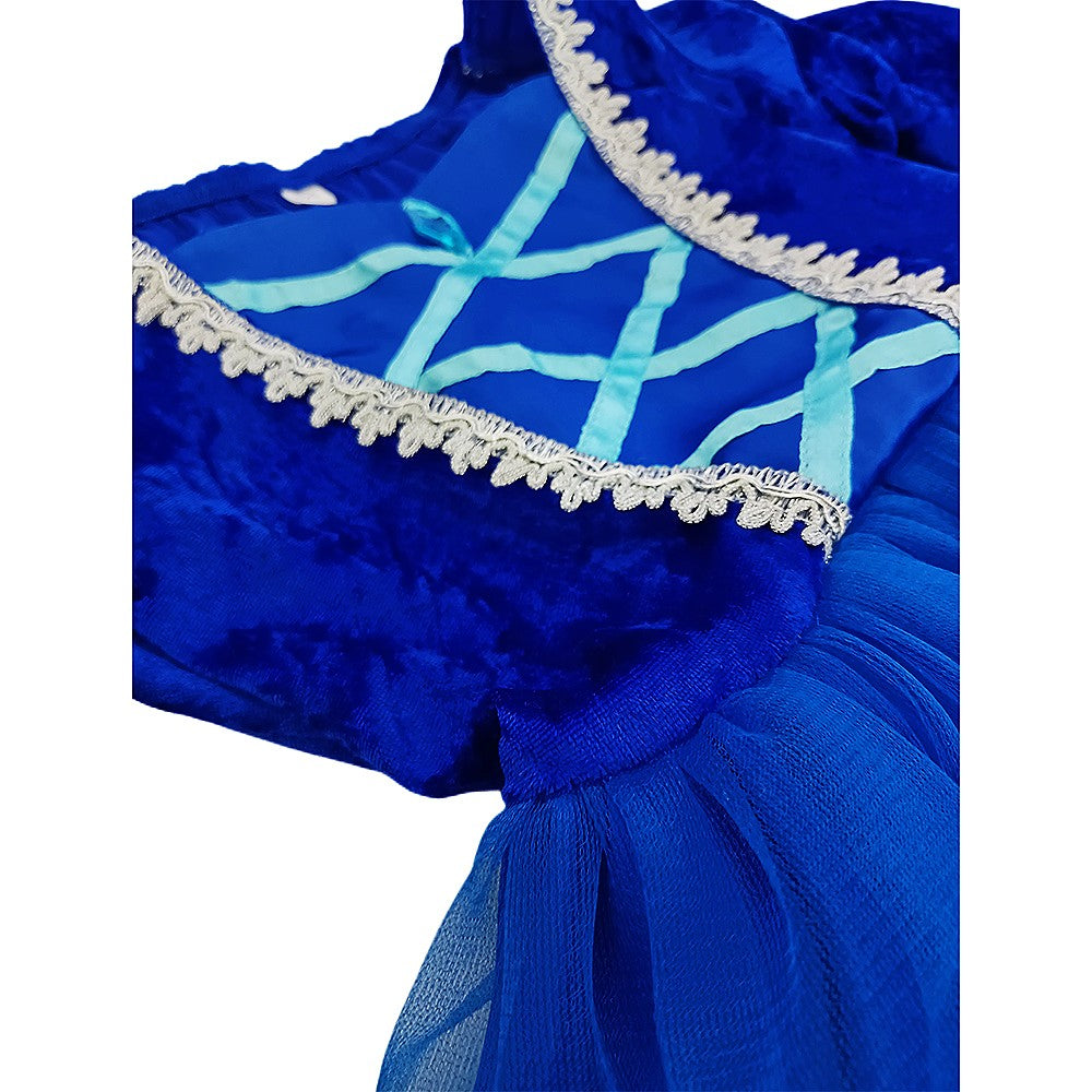 Costume Enchanteur : La Sorcière Bleue et son Chapeau Magique pour Enfant