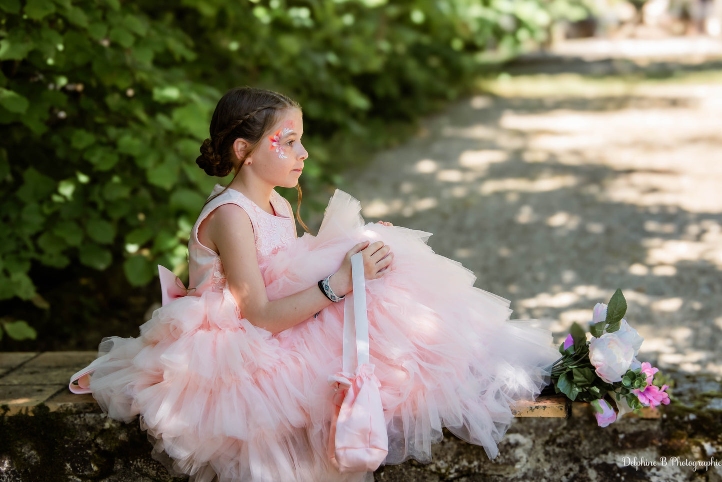Robe de cérémonie rose à volants et gros nœud