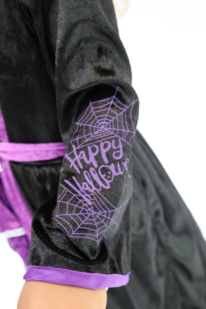 Déguisement Halloween fille – Sorcière Vampire Violet & Noir avec Sac et Ceinture Chat Noir (3 à 8 ans)