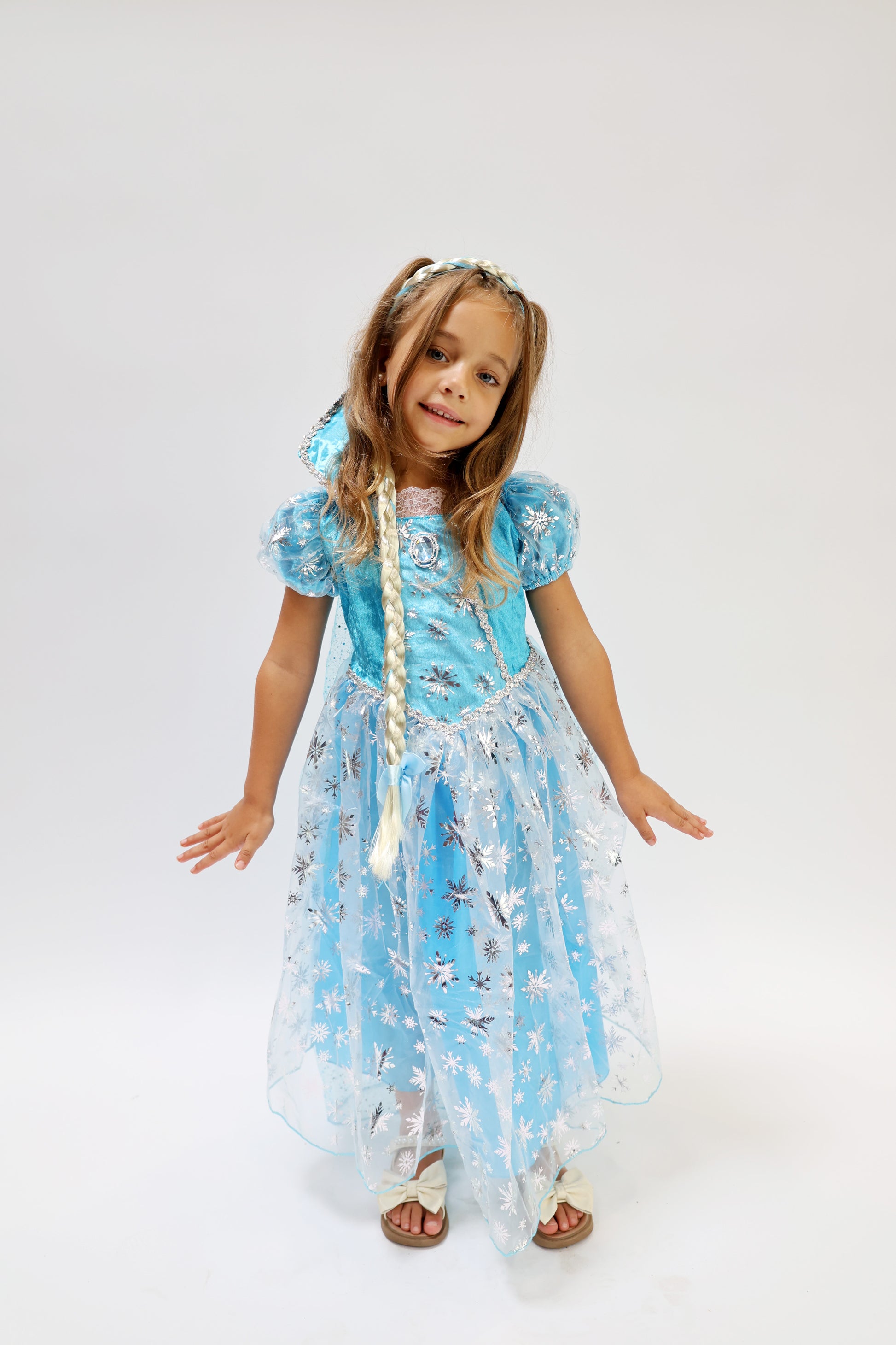 Déguisement Reine des Neiges bleu ciel fille – Tailles à 11 ans