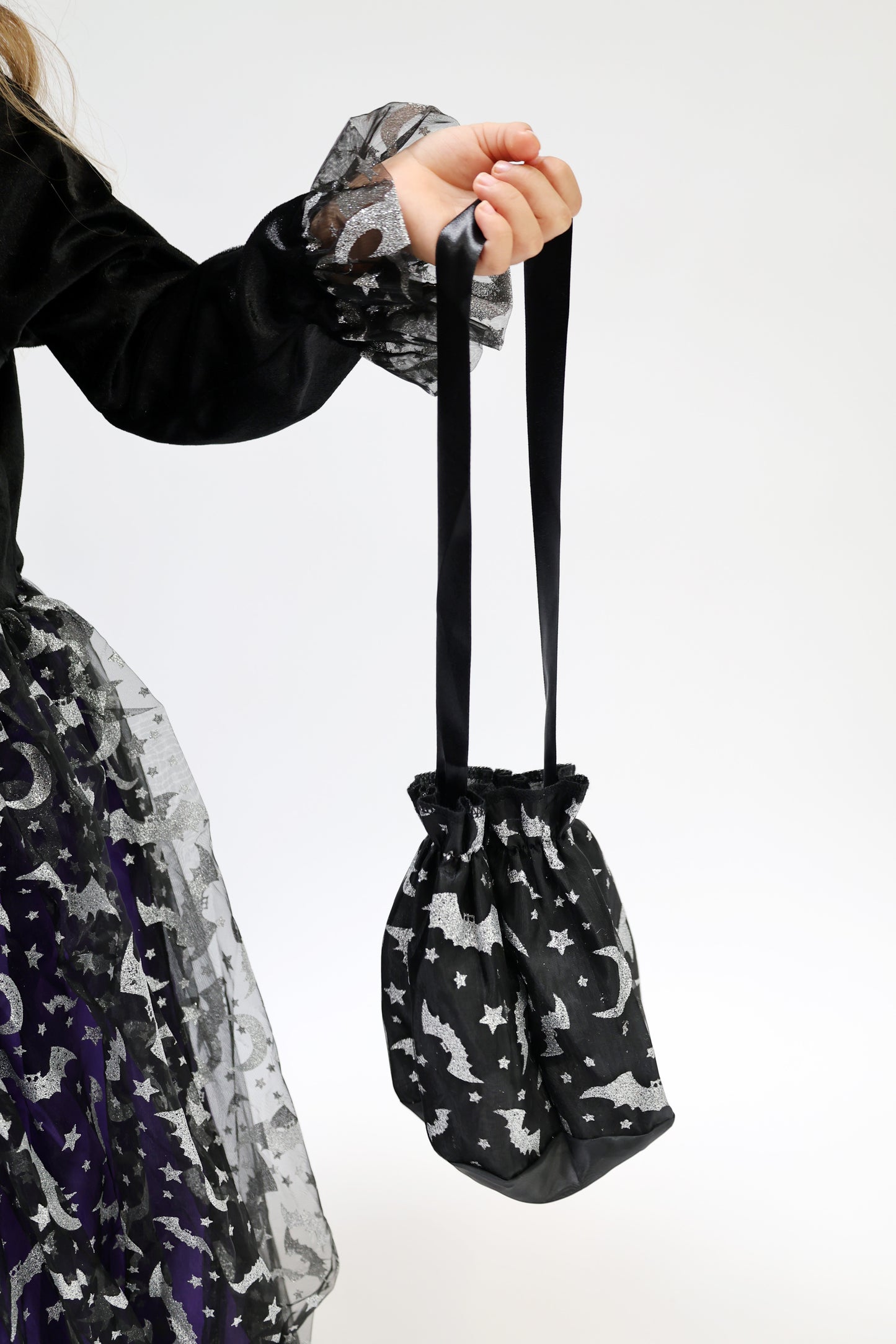 Déguisement Sorcière Fille Violet & Noir – Robe Halloween Magique avec Chapeau, Baguette et Sac
