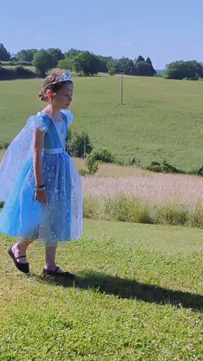 Robe Princesse Bleue avec Cape Détachable