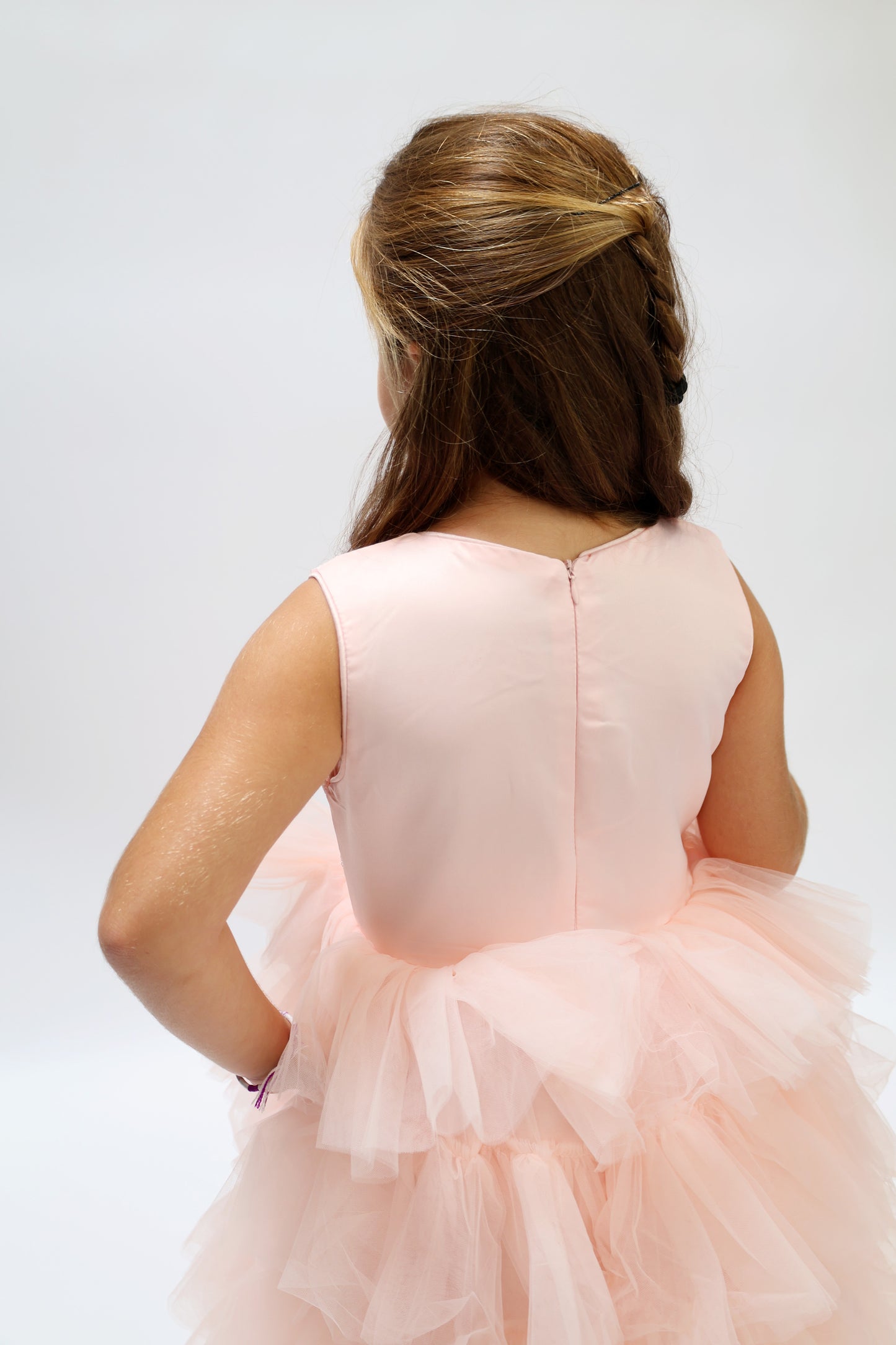 Robe de cérémonie rose à volants et gros nœud